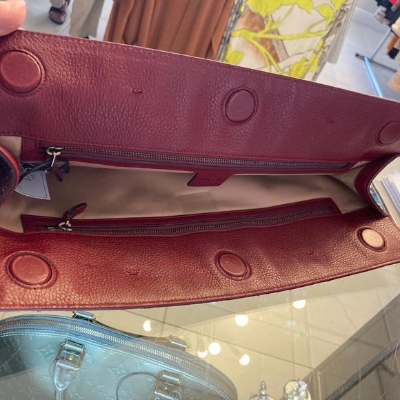 Gucci Python Tassel Clutch Wallet – Red with Bamboo Accent - Picture 2 of 9